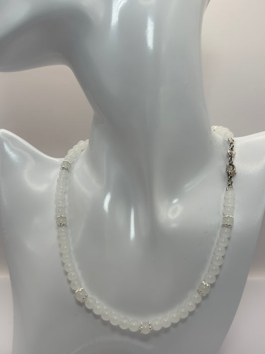 White Pearl Necklace