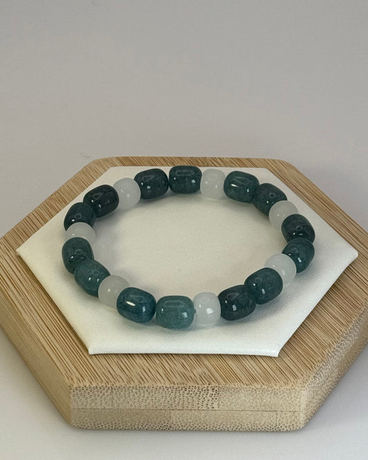 Blue Jade Beaded Elastic Bracelet